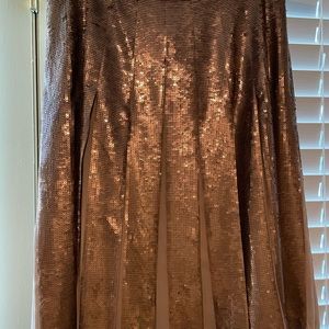 NWT- BCBG MAXAZARIA , SMALL “EDNA”BRONZE/ROSE GOLD ,SEQUIN PLEAT SKIRT